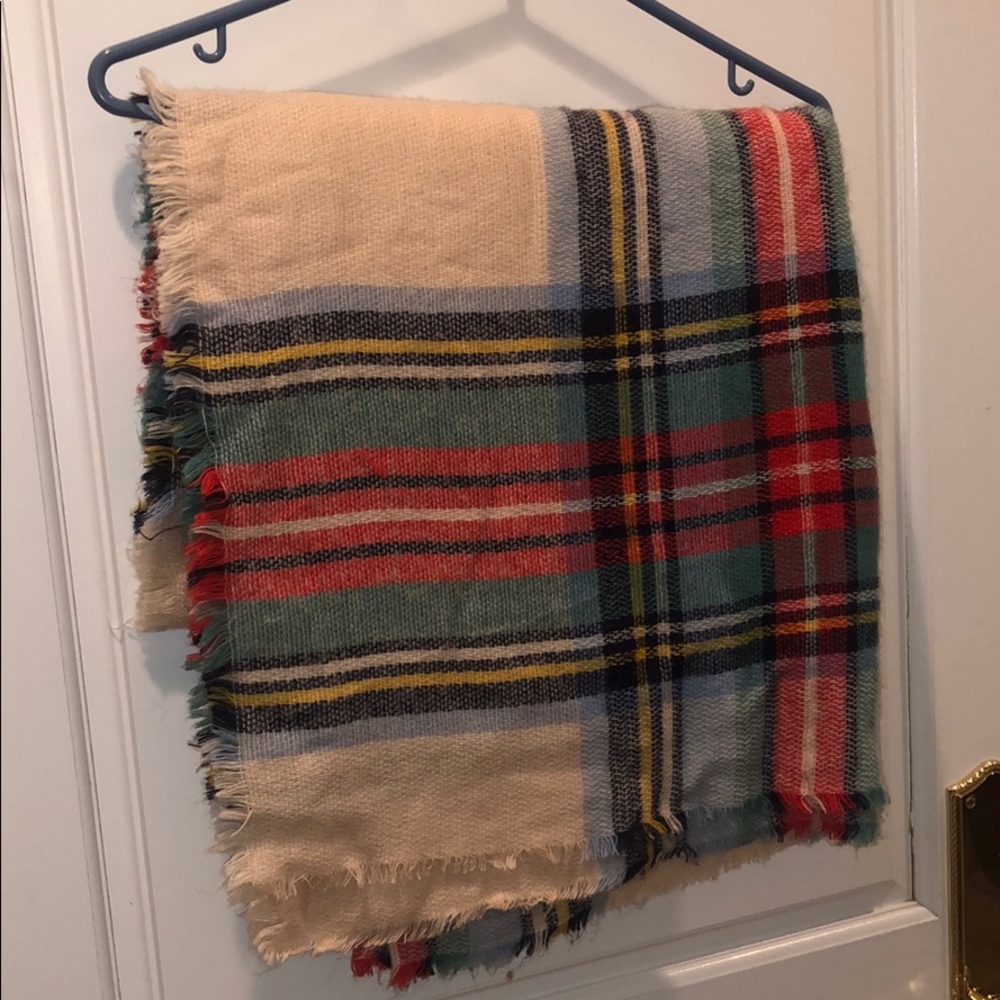 Plaid scarf